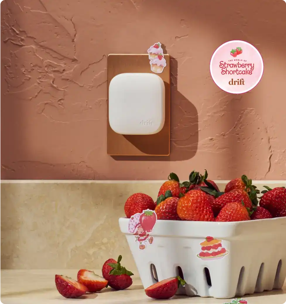 Alternative view of STRAWBERRY SHORTCAKE X DRIFT GIFT SET